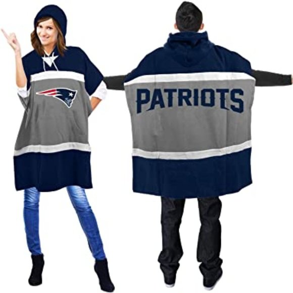 Patriots NFL Hooded Cape/Poncho - Picture 1 of 4